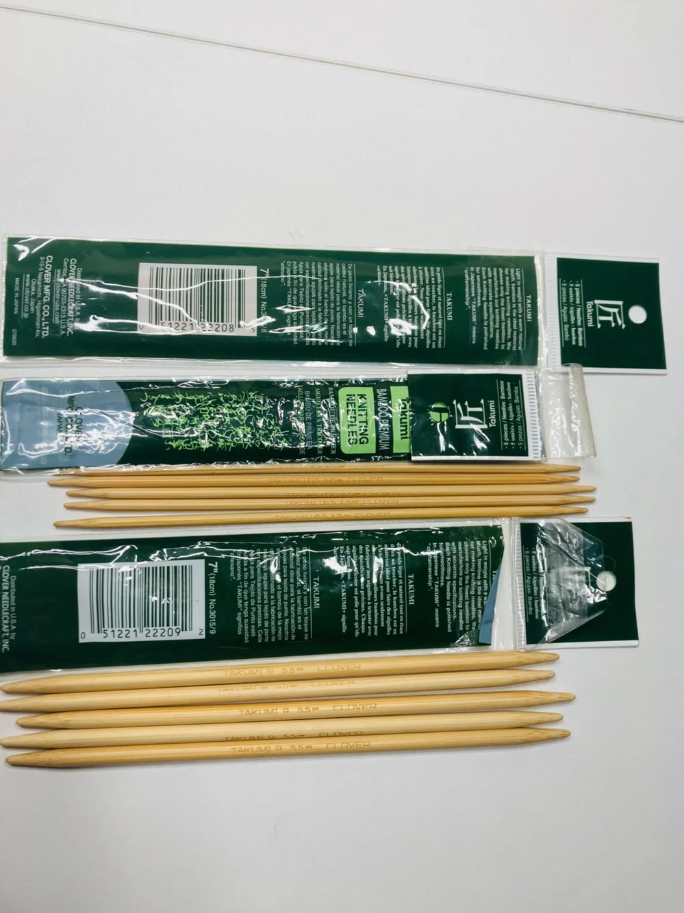1 Sealed + 2 Clover Takumi Double-Pointed Bamboo Knitting Needles sizes 5, 8, 9
